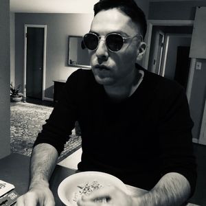 Meet your Posher, Julian